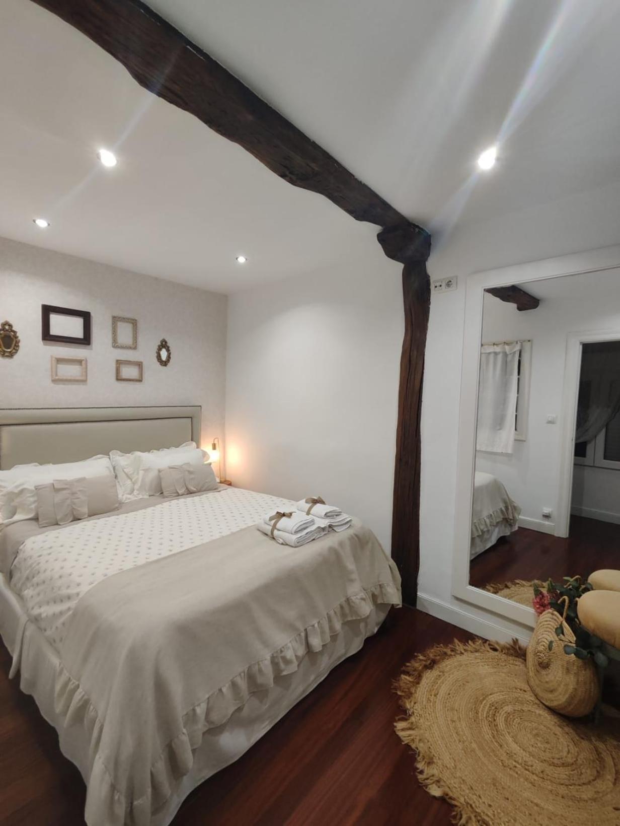 Apartamento El 31 De Билбао Екстериор снимка